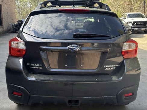 Used 2016 Subaru Crosstrek 2.0i Premium image 4