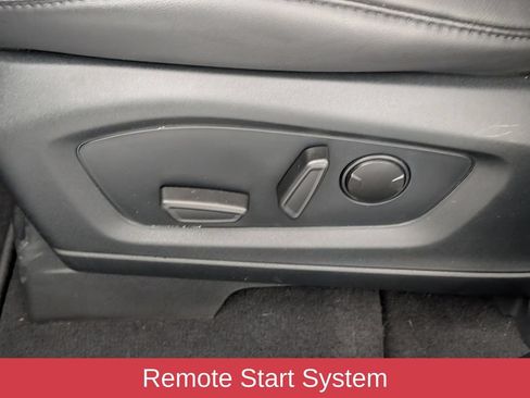 Used 2023 Ford Explorer XLT w/ Equipment Group 202A AWD/4WD image 14