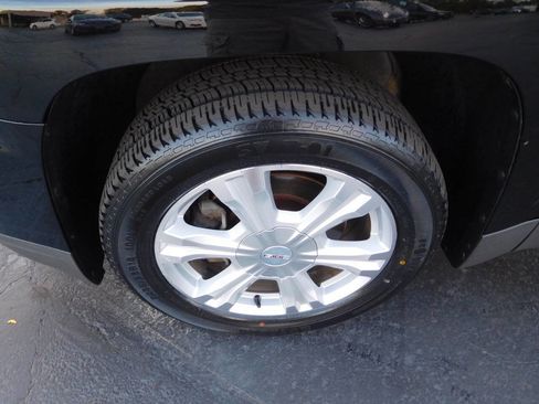 Used 2016 GMC Terrain SLT image 9