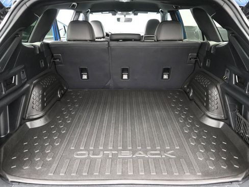 Used 2022 Subaru Outback Wilderness w/ Wilderness Package image 12