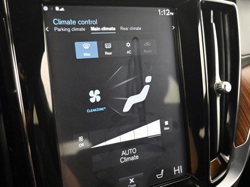 Used 2020 Volvo V60 T5 Cross Country image 11