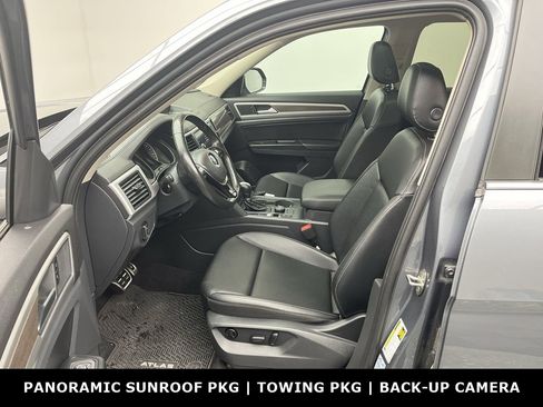 Used 2019 Volkswagen Atlas SE w/ Panoramic Sunroof Package image 3