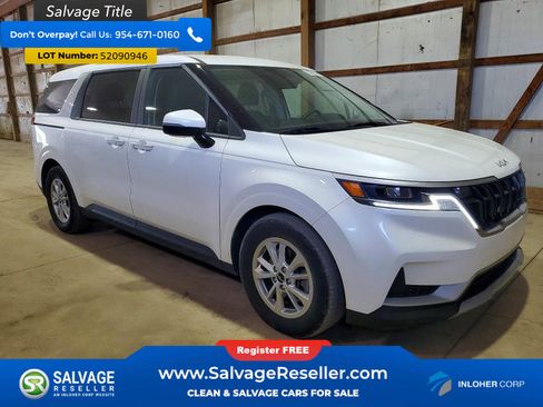 Used 2024 Kia Carnival LX FWD image 5