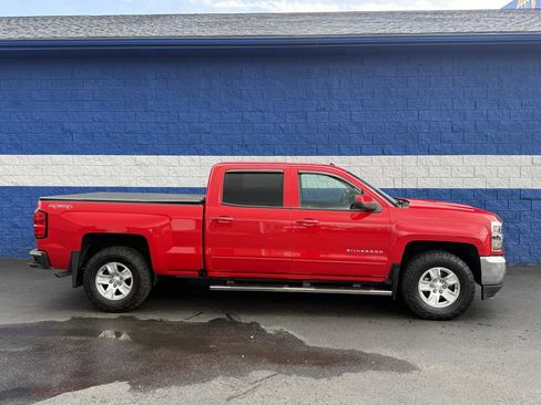 Used 2017 Chevrolet Silverado 1500 LT image 2
