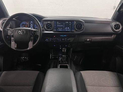 Used 2021 Toyota Tacoma TRD Off-Road AWD/4WD image 14