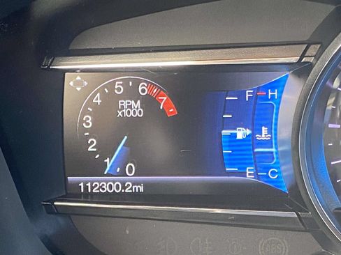 Used 2019 Ford Explorer XLT w/ Equipment Group 202A AWD/4WD image 27