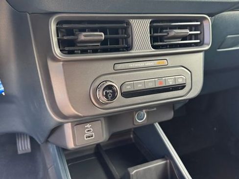 New 2026 Ford Maverick XL image 29