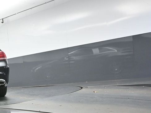Used 2016 Mercedes-Benz E 400 Coupe image 32