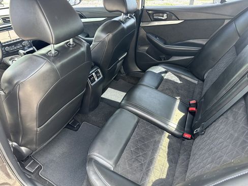 Used 2016 Nissan Maxima SR image 13