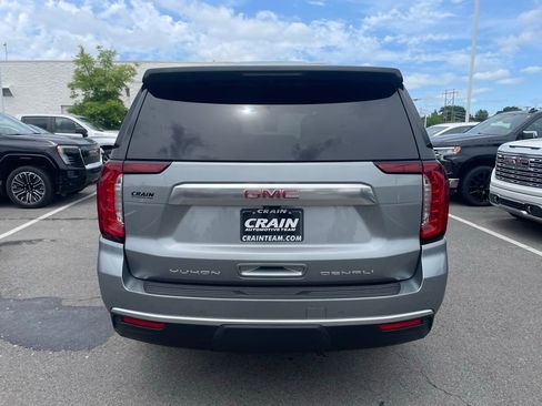 Used 2023 GMC Yukon Denali w/ Advanced Technology Package AWD/4WD image 6