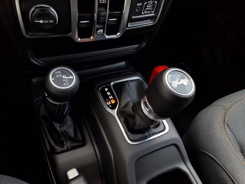 New 2025 Jeep Wrangler Sahara image 11