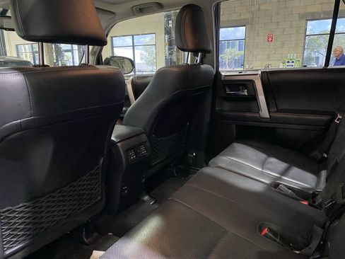 Used 2018 Toyota 4Runner Limited AWD/4WD image 5