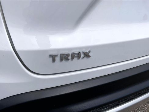 Used 2026 Chevrolet Trax LT FWD image 30