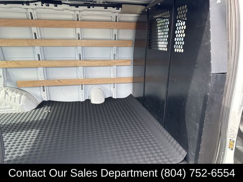 Used 2024 GMC Savana 2500 w/ Driver Convenience Package image 13