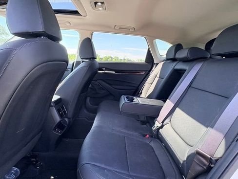 Used 2024 Kia Seltos EX AWD/4WD image 10
