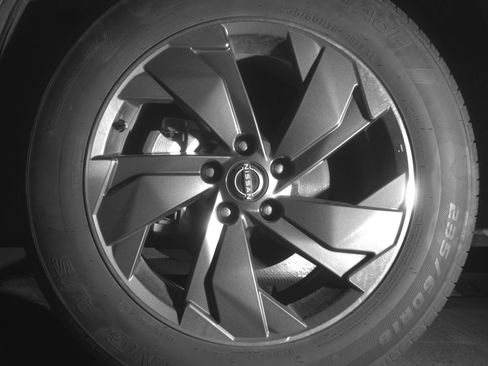 Used 2025 Nissan Rogue SV image 12