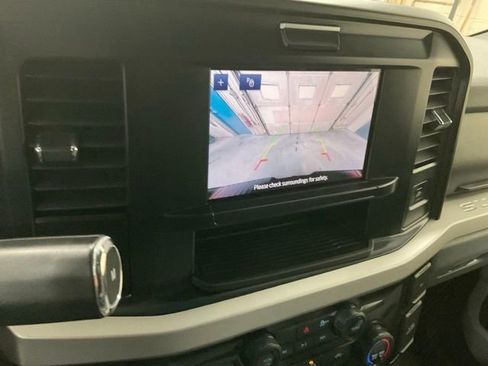 Used 2025 Ford F250 XLT image 11