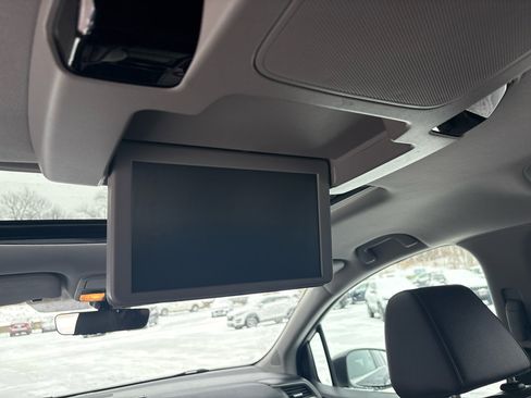 Used 2018 Honda Odyssey Touring image 13