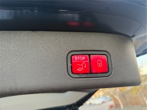 Used 2019 Mercedes-Benz GLS 550 4MATIC image 49