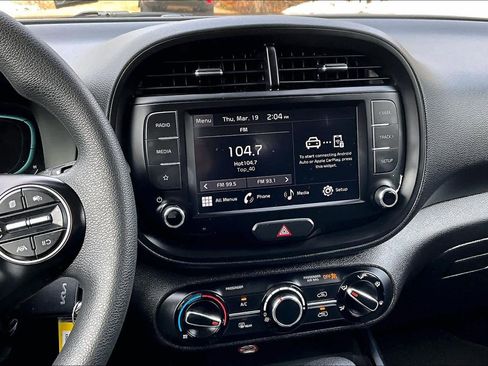 Used 2023 Kia Soul LX w/ LX Technology Package image 7