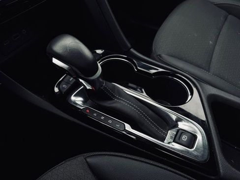 Used 2023 Buick Encore GX Preferred w/ Cold Weather Comfort Package image 27