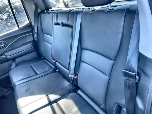 Used 2019 Honda Ridgeline RTL image 22