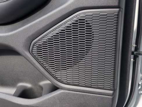 New 2025 Jeep Grand Cherokee L Laredo w/ Luxury Tech Group I image 30