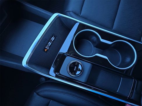 New 2026 Chevrolet Equinox LT w/ Convenience Package II image 25