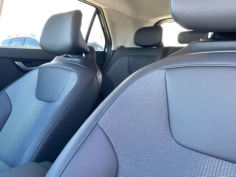 New 2025 Kia Niro Wind image 13