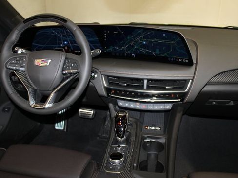 Used 2025 Cadillac CT5 V image 15