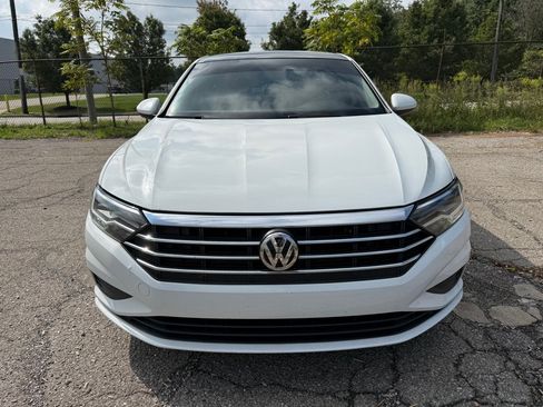 Used 2019 Volkswagen Jetta SE w/ Cold Weather Package FWD image 7