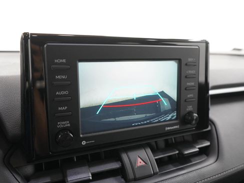 Used 2020 Toyota RAV4 LE w/ All Weather Liner Package AWD/4WD image 21