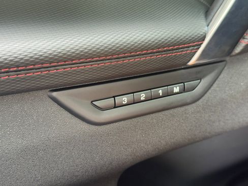 Used 2022 Land Rover Discovery Sport SE R-Dynamic image 16