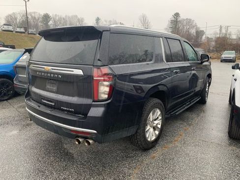 Used 2023 Chevrolet Suburban Premier image 23