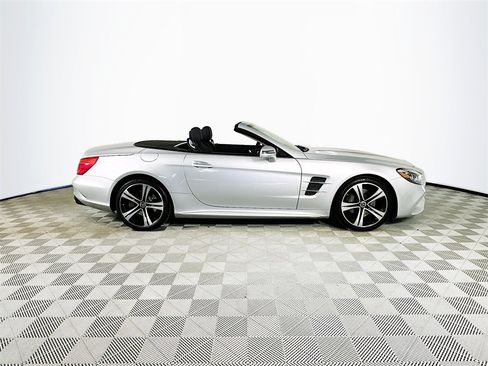 Used 2019 Mercedes-Benz SL 450 w/ Premium Package image 8