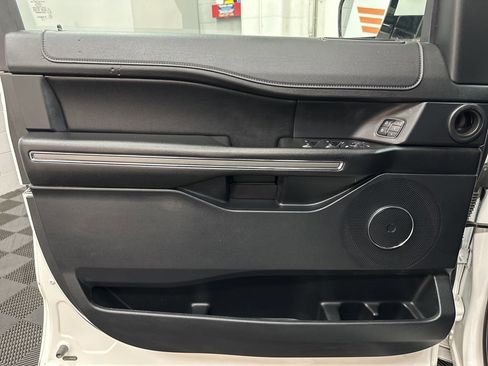 Used 2020 Ford Expedition XLT w/ Equipment Group 202A image 18