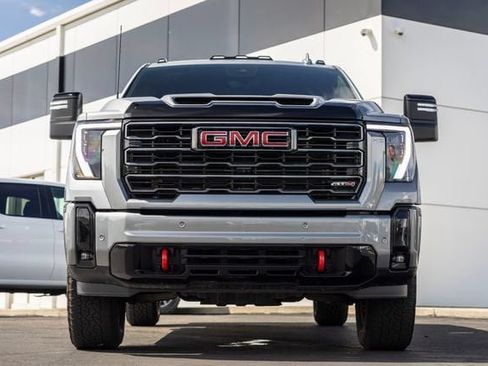 Used 2025 GMC Sierra 3500 AT4 w/ AT4 Premium Plus Package AWD/4WD image 52
