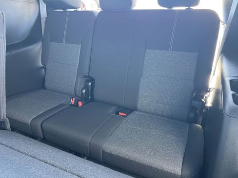 New 2026 GMC Acadia Elevation image 18