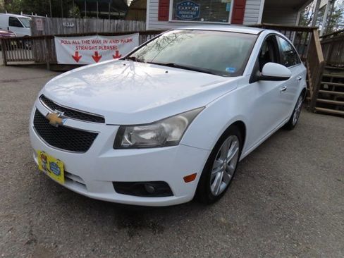 Used 2012 Chevrolet Cruze LTZ image 2