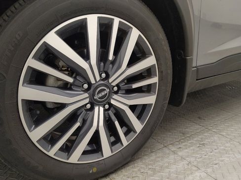 Used 2023 Nissan Kicks SV FWD image 31