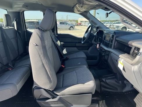 New 2025 Ford F350 XL w/ XL Chrome Package image 11