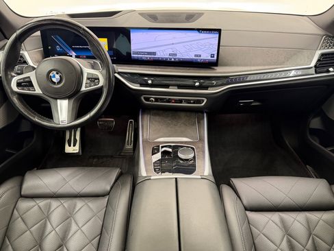 Certified 2024 BMW X5 xDrive40i w/ M Sport Package image 17