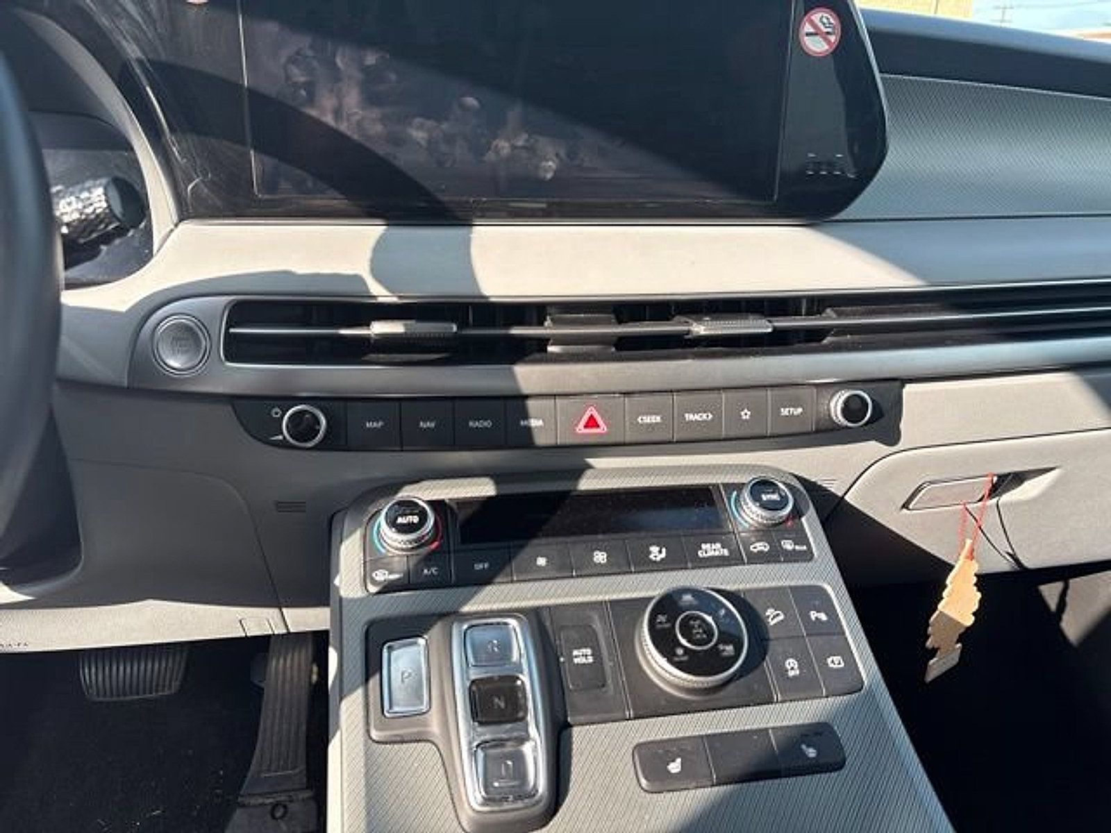 Certified 2025 Hyundai Palisade SEL AWD/4WD image 13
