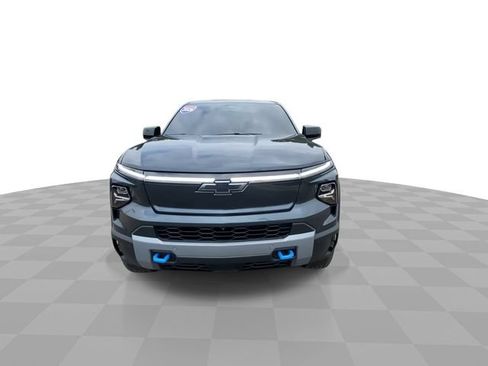 Used 2026 Chevrolet Silverado EV Trail Boss w/ Plus Package AWD/4WD image 5