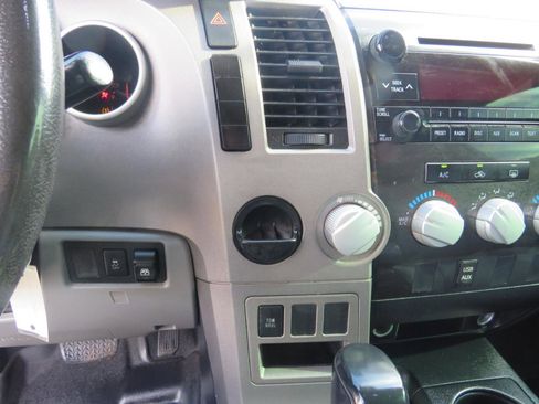 Used 2012 Toyota Tundra 2WD CrewMax w/ Tow Pkg image 13