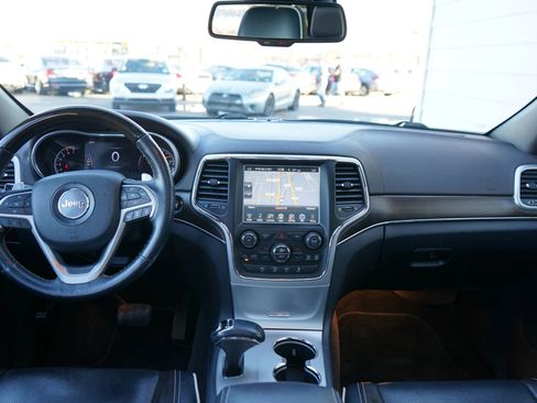 Used 2015 Jeep Grand Cherokee Overland w/ Advanced Technology Group image 39