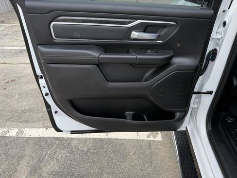 Used 2019 RAM 1500 Big Horn AWD/4WD image 25