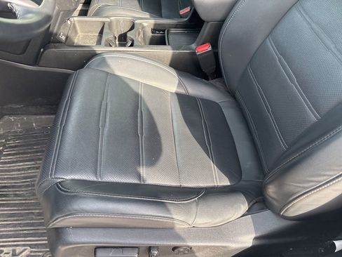 Used 2022 Honda CR-V EX-L image 13