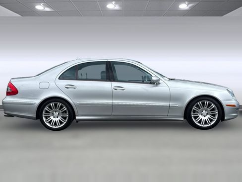 Used 2007 Mercedes-Benz E 350 Sedan image 7