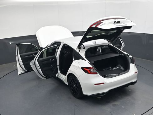 Used 2026 Honda Civic Sport image 36